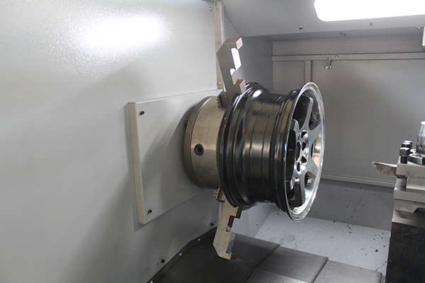 wheel refurbishment lathe