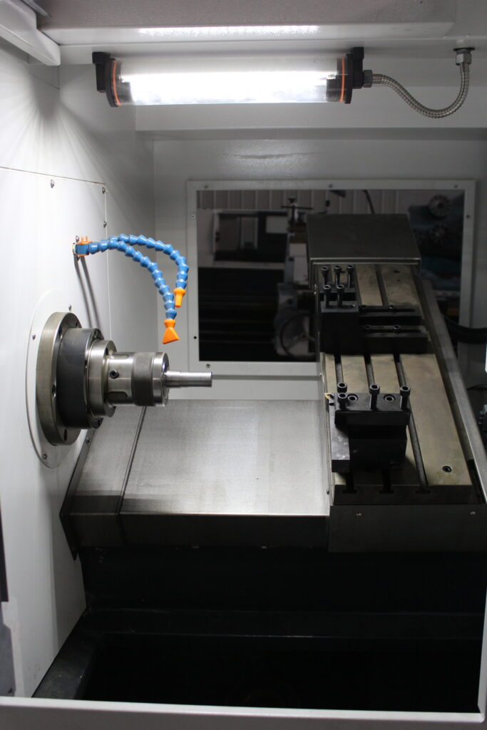 small size slant bed cnc lathe with gang type tool post