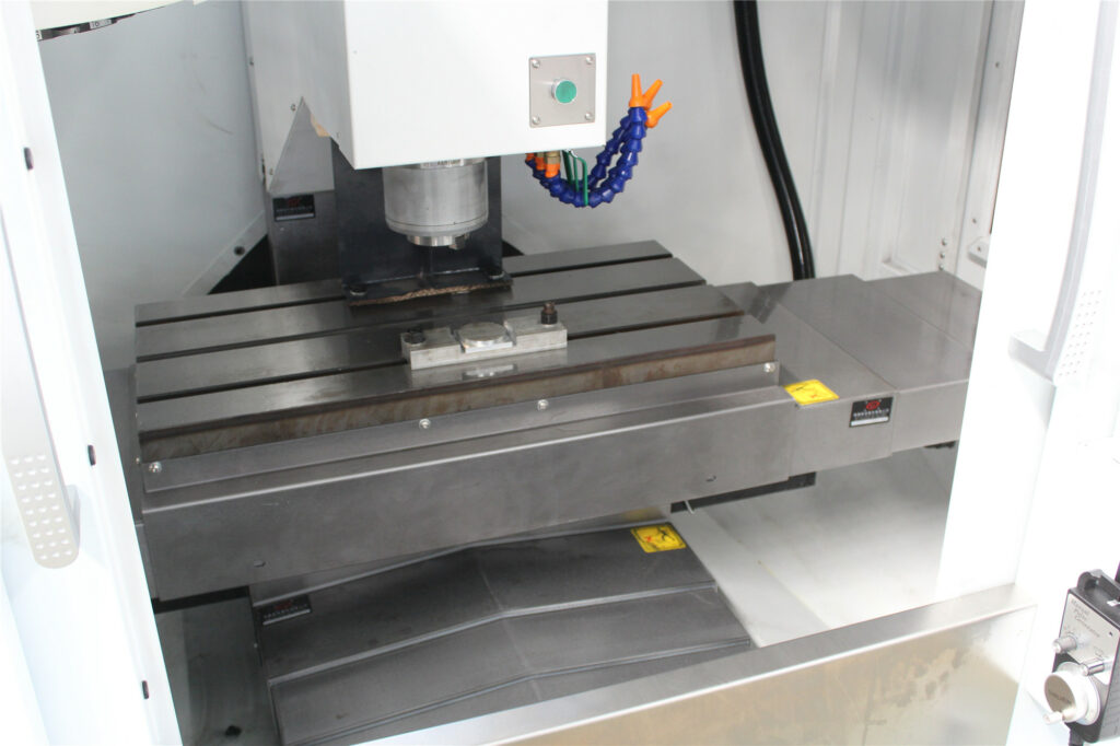 VMC650 cnc milling machine