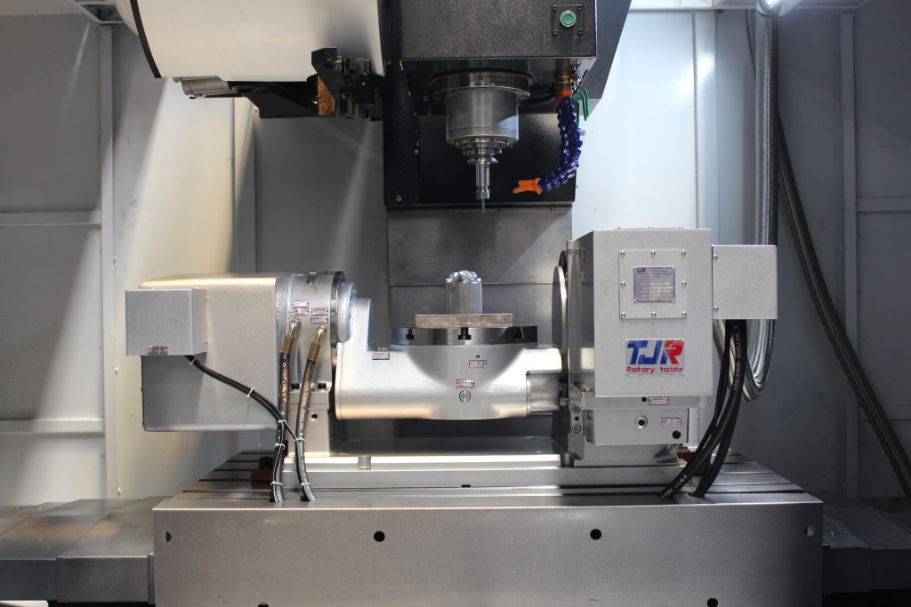 5 axes cnc machining center